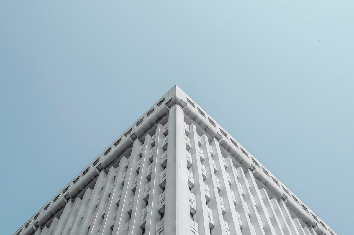 推特快速复盘:先把导语是不是先定调讲清,再把对象写成明确名词(更像在做实验记录)